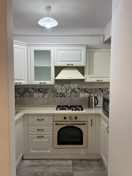 Apartament modern 2 camere, complet mobilat, cu parcare – Dealul Zorilor