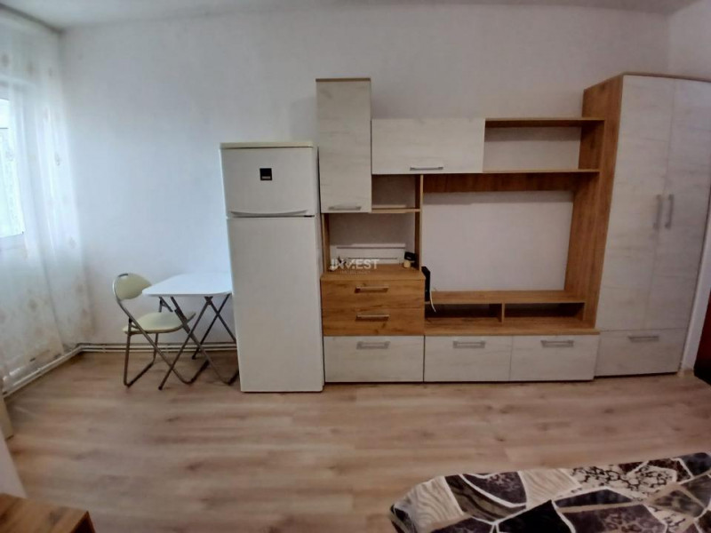 Garsoniera de inchiriat zona Tudor Vladimirescu