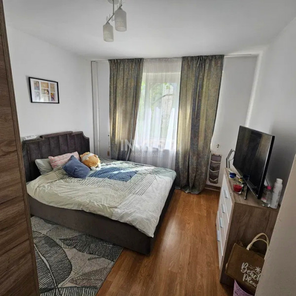 Apartament 2 camere-Podu Ros-Piata Nicolina-etaj 2