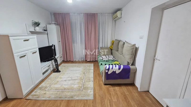Apartament 2 camere-Podu Ros-Piata Nicolina-etaj 2