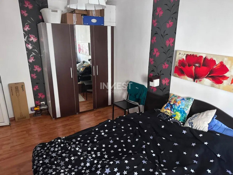 Apartament 3 camere decomandat-Baza 3-etaj intermediar