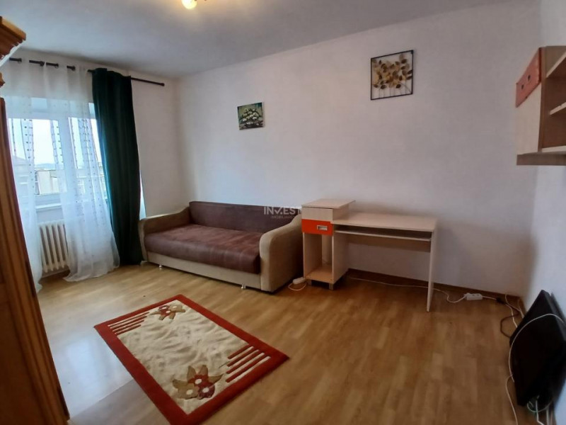 Apartament 3 camere decomandat în zona Gării, 2 băi, mobilat, 500 euro