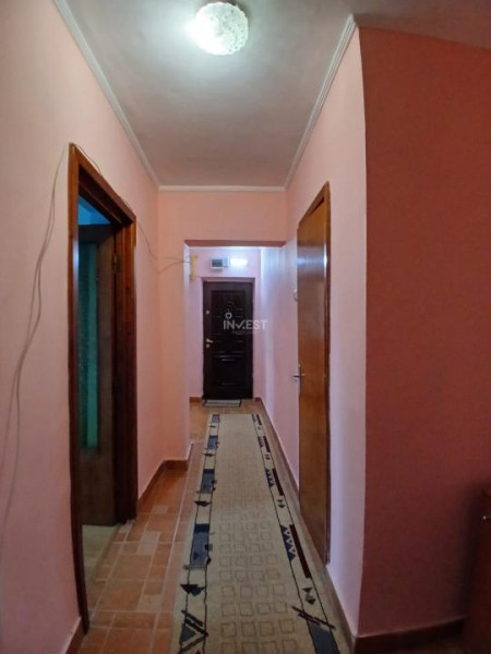 Apartament 3 camere decomandat în zona Gării, 2 băi, mobilat, 500 euro