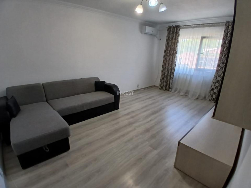 Apartament 1 camera de inchiriat zona Podu de Fier