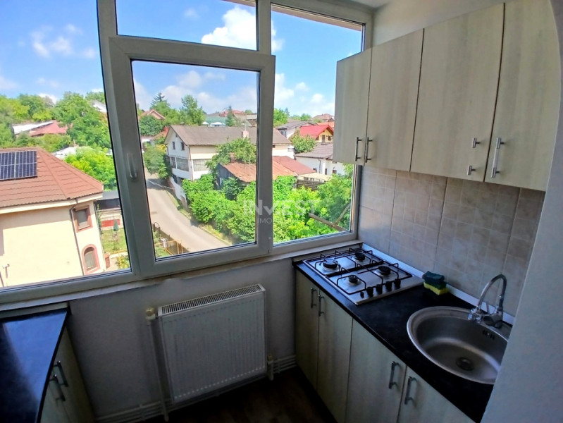 Apartament 1 camera de inchiriat zona Podu de Fier