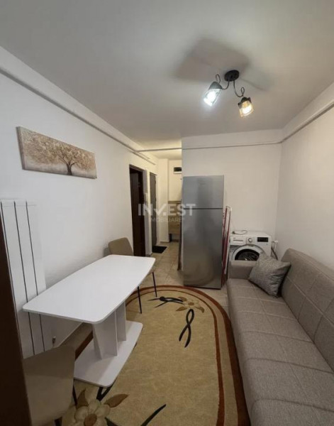 Apartament renovat de vânzare în Nicolina 1 aproape de Centru