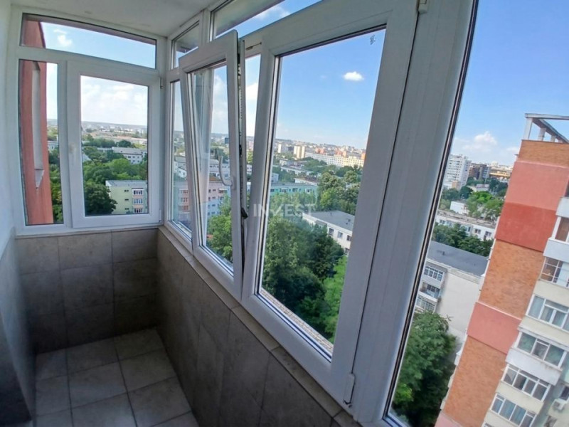 Apartament 3 camere de inchiriat zona Podu Ros