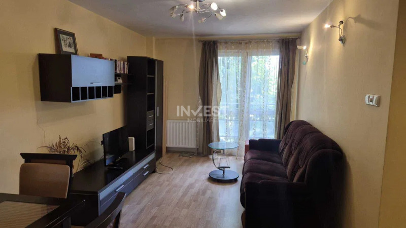 Apartament 3 camere Piata Unirii, semidecomandat, 600 euro