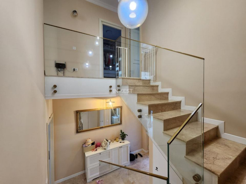 CASA ZONA PODISUL INSORIT , 100 MP UTILI , 380 MP TEREN - comision 0%