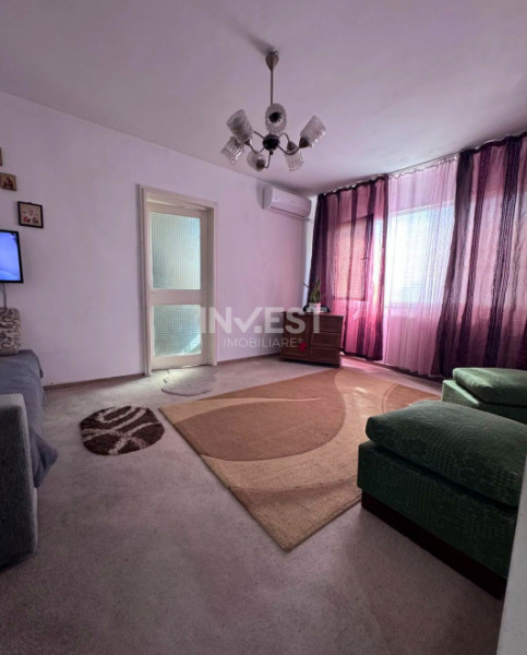 Apartament 2 camere-Cantemir-Podu Ros-etaj intermediar