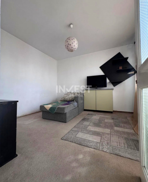 Apartament 2 camere-Cantemir-Podu Ros-etaj intermediar