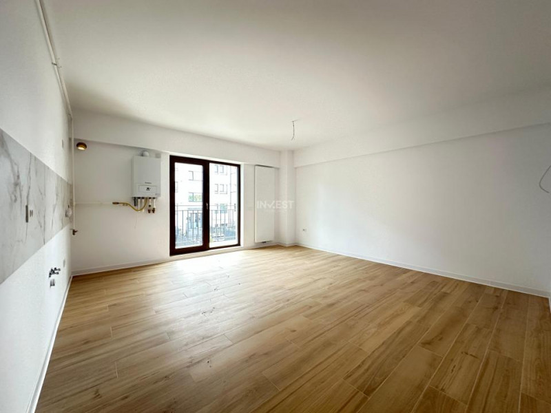 3 CAMERE CU GRADINA 82MP+BOXA+LOC PARCARE POPAS PACURARI