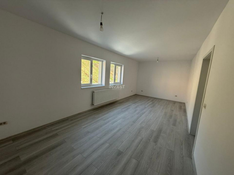 Casă individuală cu 4 camere! Dormitor la parter și 600mp teren! Comision 0%