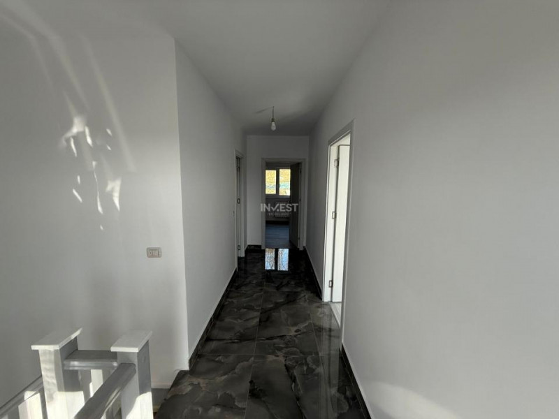 Casă individuală cu 4 camere! Dormitor la parter și 600mp teren! Comision 0%