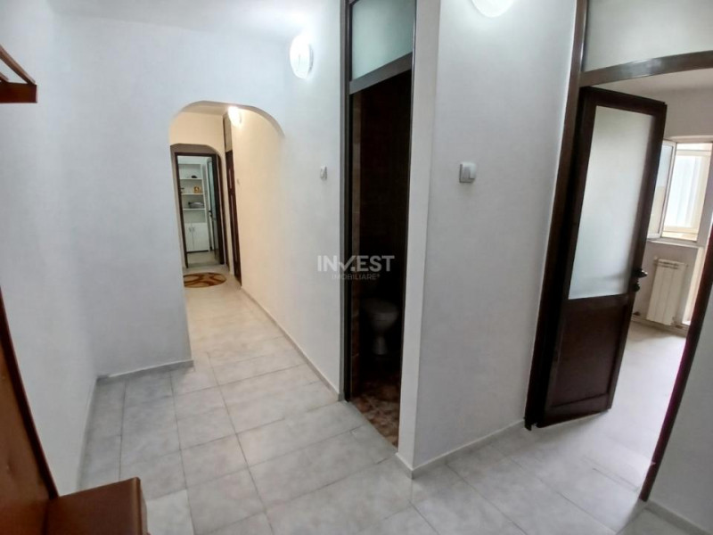Apartament 3 camere de inchiriat zona Nicolina