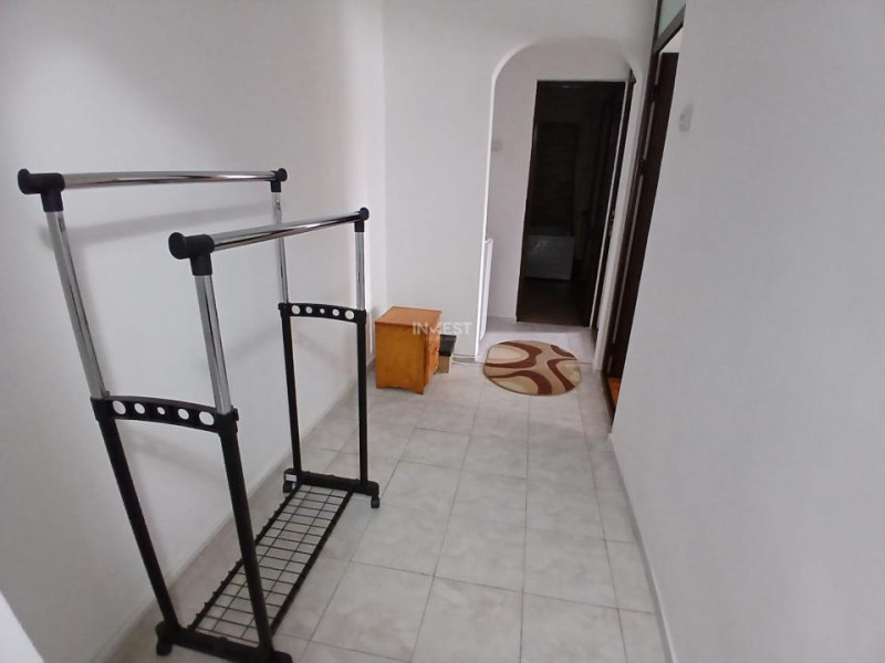 Apartament 3 camere de inchiriat zona Nicolina