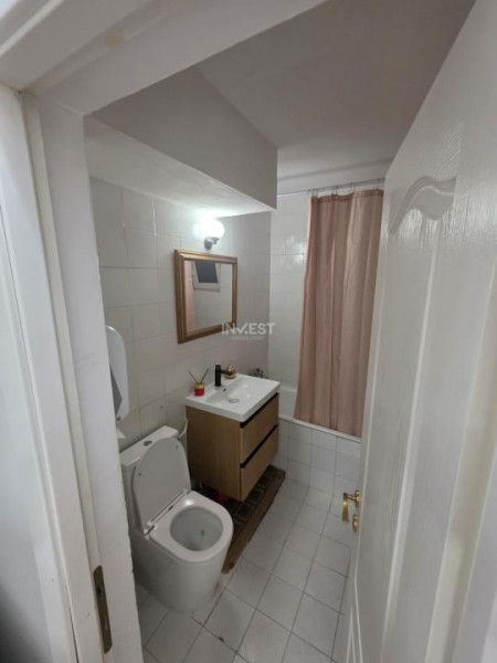 Apartament 2 camere nemobilat în zona Gara, 450 euro/lună