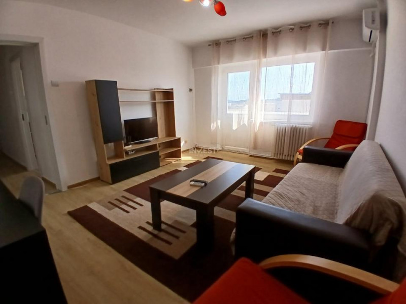 Apartament cu 2 camere de închiriat, zona Gară, 475 €
