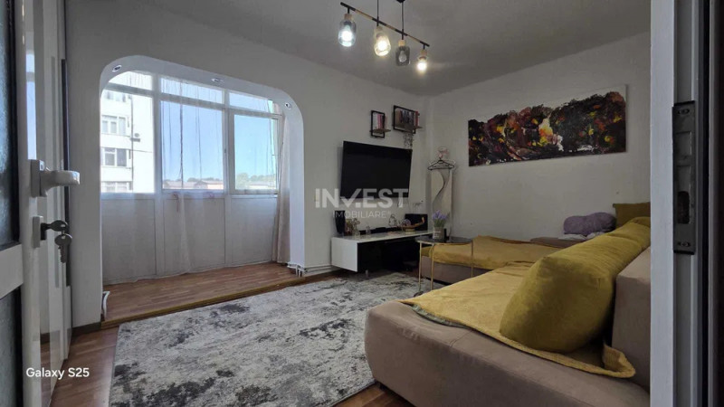 Apartament 2 camere, decomandat, zona Pacurari -Posta, Iasi