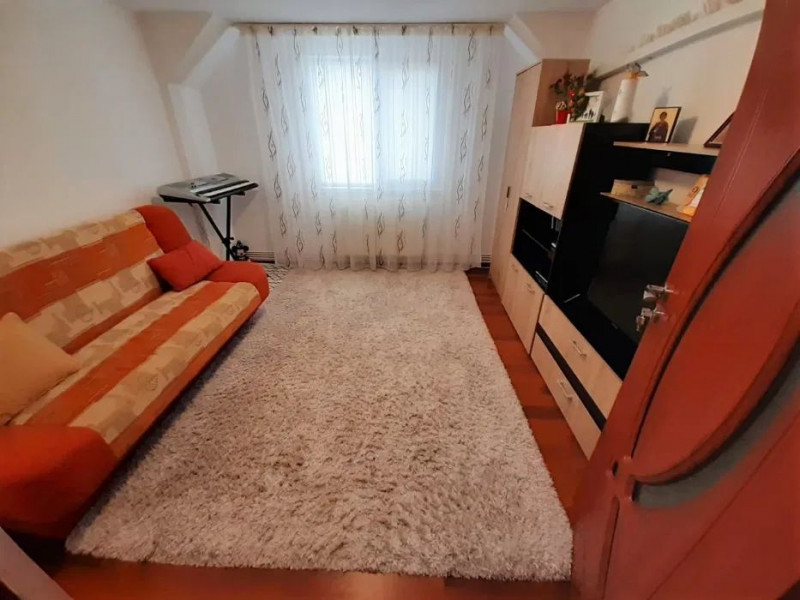 Apartament 2 camere decomandat - Zimbru