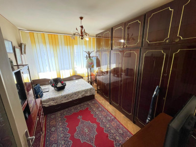 Apartament 2 camere-Podu Ros-Palas Mall-etaj intermediar