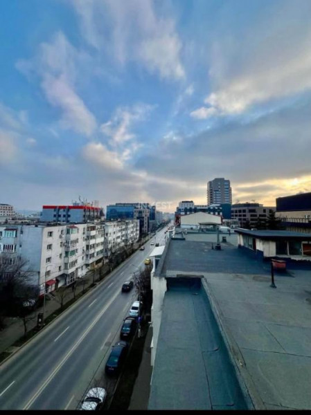 Apartament 2 camere de inchiriat zona Podu Ros ( Palas Mall ) 