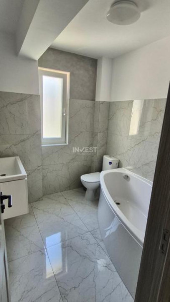 Apartament decomandat cu 2 camere, 57 MP, mutare imediată - zona Bucium Vișani