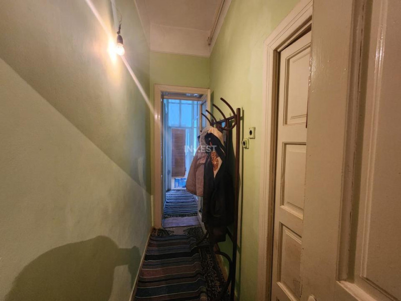 CASA CENTRU IASI, 7 CAMERE, 143 MP UTILI, 22 MP BECI, MAGAZIE SI GARAJ