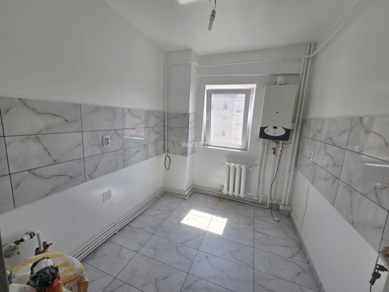 APARTAMENT DECOMANDAT 2 CAMERE, ETAJ INTERMEDIAR, ZONA MIRCEA
