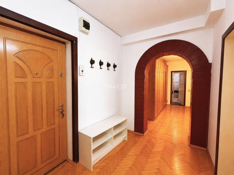 3 camere decomandat - Esplanadă Nicolina - 87 MP - etaj intermediar