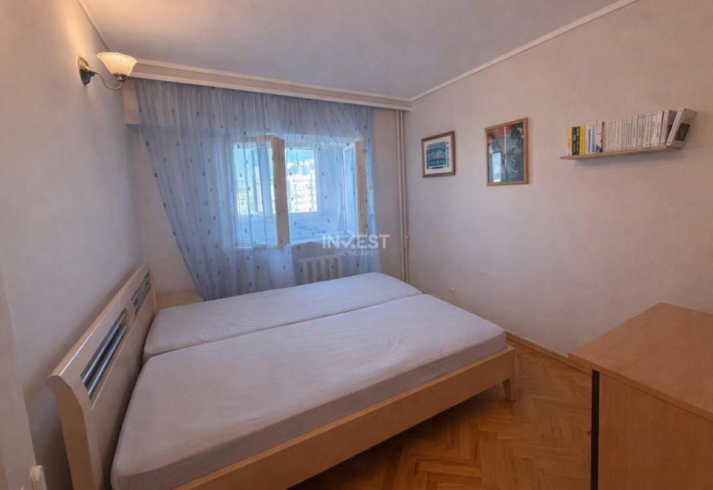 3 camere decomandat - Esplanadă Nicolina - 87 MP - etaj intermediar
