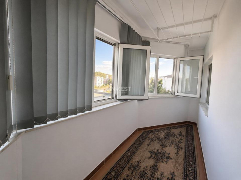 3 camere decomandat - Esplanadă Nicolina - 87 MP - etaj intermediar