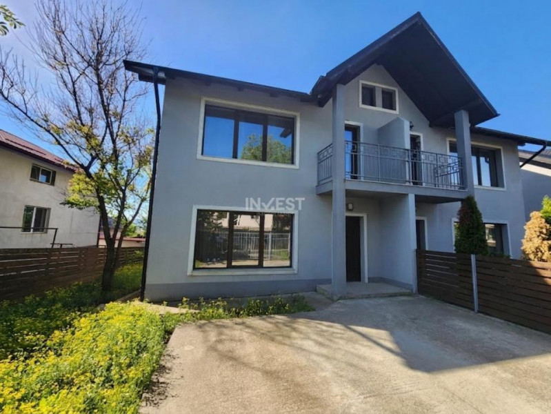 Casa de vanzare 120mp utili, 3 bai zona Valea Adanca-Mega Image