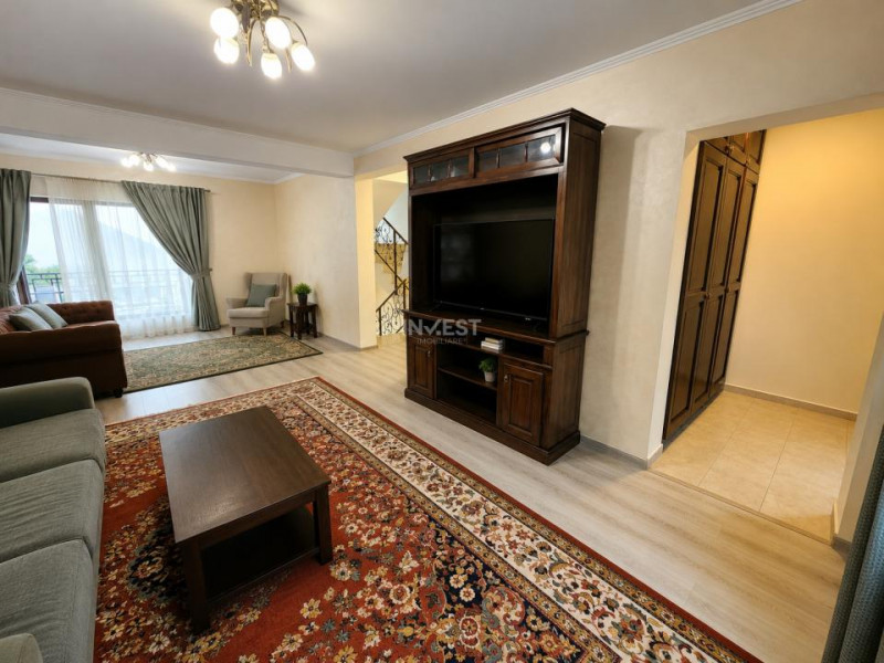 Casa de vanzare 120mp utili, 3 bai zona Valea Adanca-Mega Image