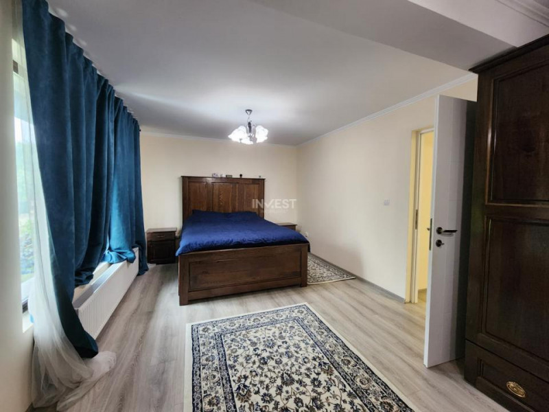 Casa de vanzare 120mp utili, 3 bai zona Valea Adanca-Mega Image
