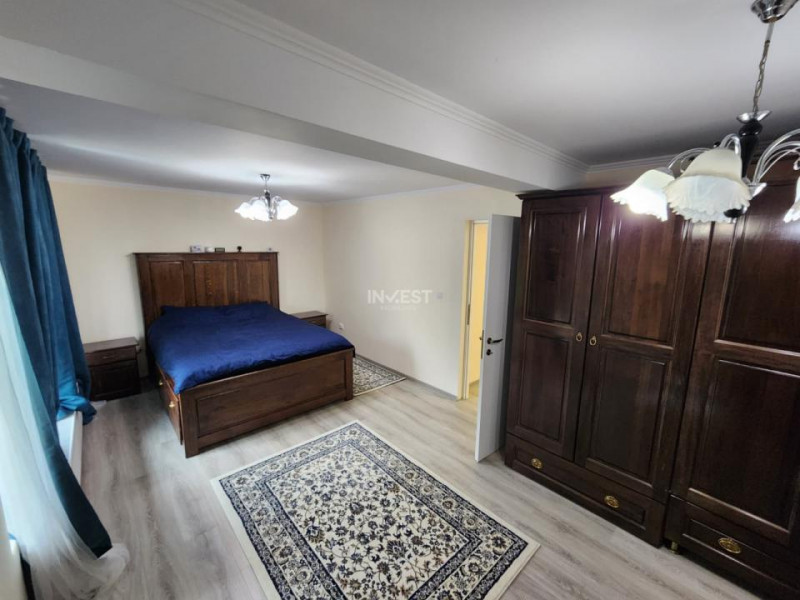 Casa de vanzare 120mp utili, 3 bai zona Valea Adanca-Mega Image