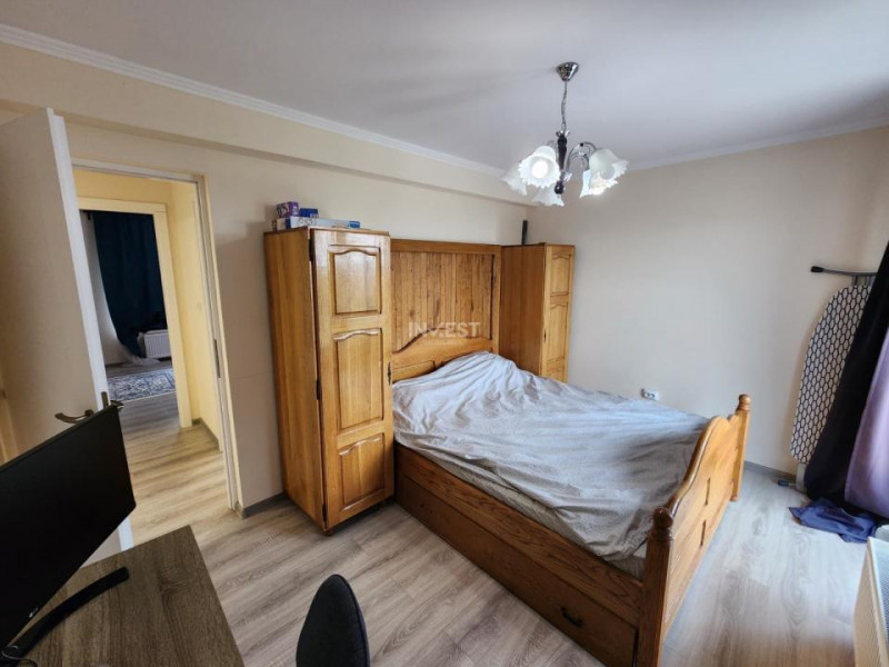 Casa de vanzare 120mp utili, 3 bai zona Valea Adanca-Mega Image