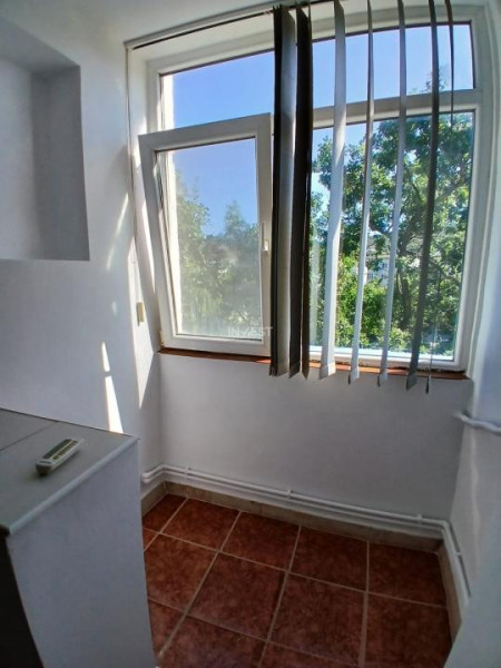 Apartament 1 camere de inchiriat, Zimbru, 300 Euro