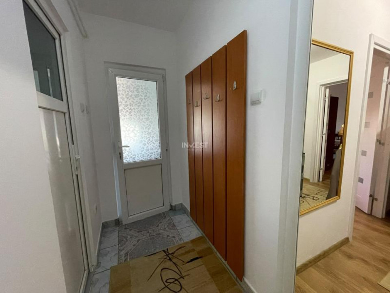 Apartament 2 camere decomandat de inchiriat zona Podu Ros 
