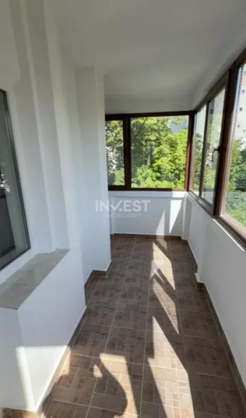 Apartament 3 camere D. 2 băi 77 mp + Boxă - Nicolina Pizza Nico
