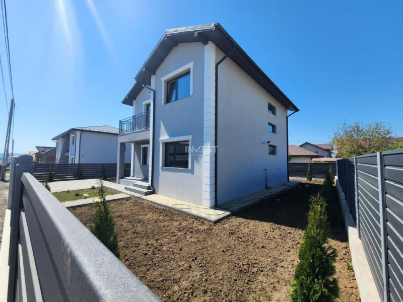 CASA PREMIUM 4 CAMERE, 2 BAI, 115 MP UTILI, 400 MP TEREN, MIROSLAVA