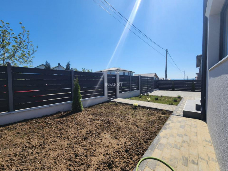 CASA PREMIUM 4 CAMERE, 2 BAI, 115 MP UTILI, 400 MP TEREN, MIROSLAVA