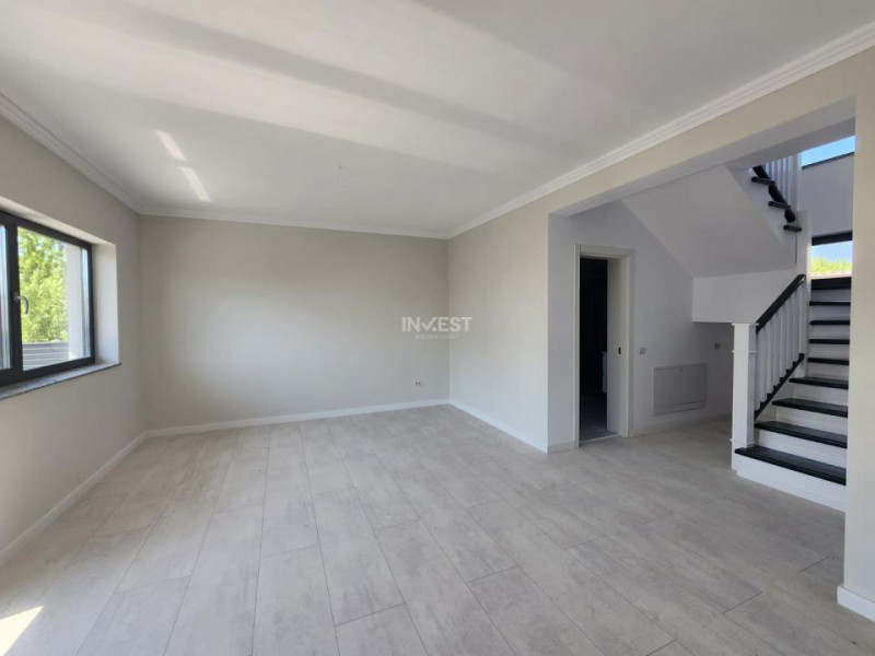 CASA PREMIUM 4 CAMERE, 2 BAI, 115 MP UTILI, 400 MP TEREN, MIROSLAVA