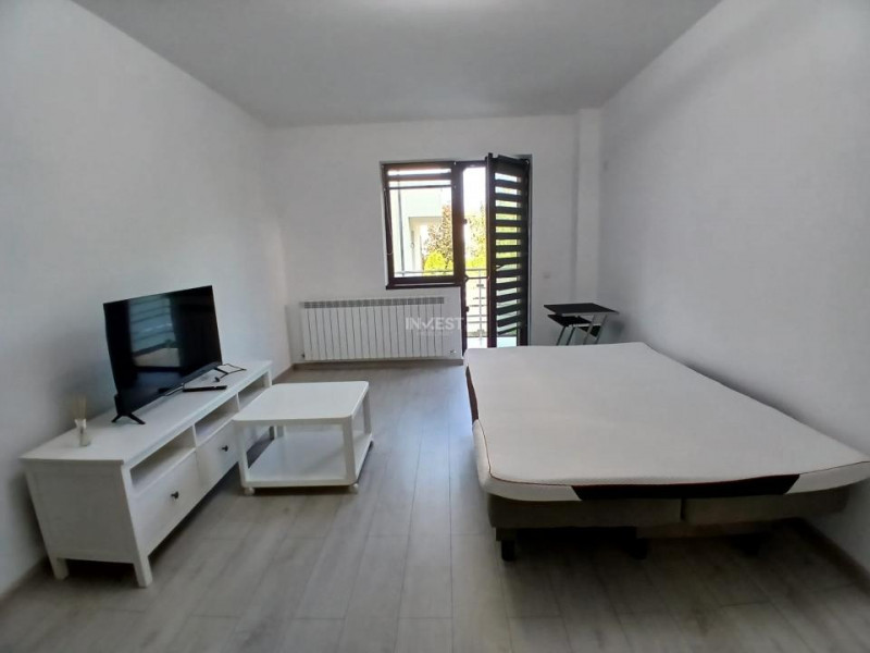 Apartament 1 camera, Brown Luxury, parter inalt, balcon si loc de parcare, 350€