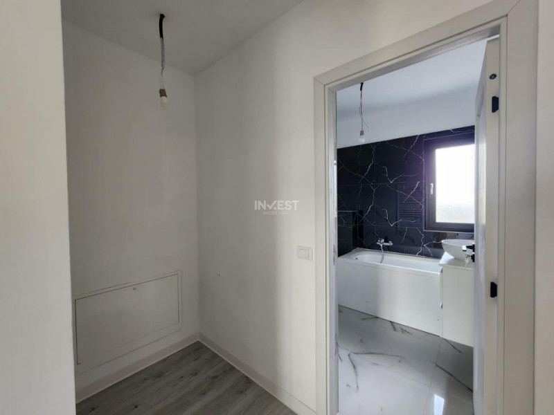 CASA DE VANZARE, 4 CAMERE 2 BAI SI MAGAZIE , VALEA ADANCA- 5 DRUMURI