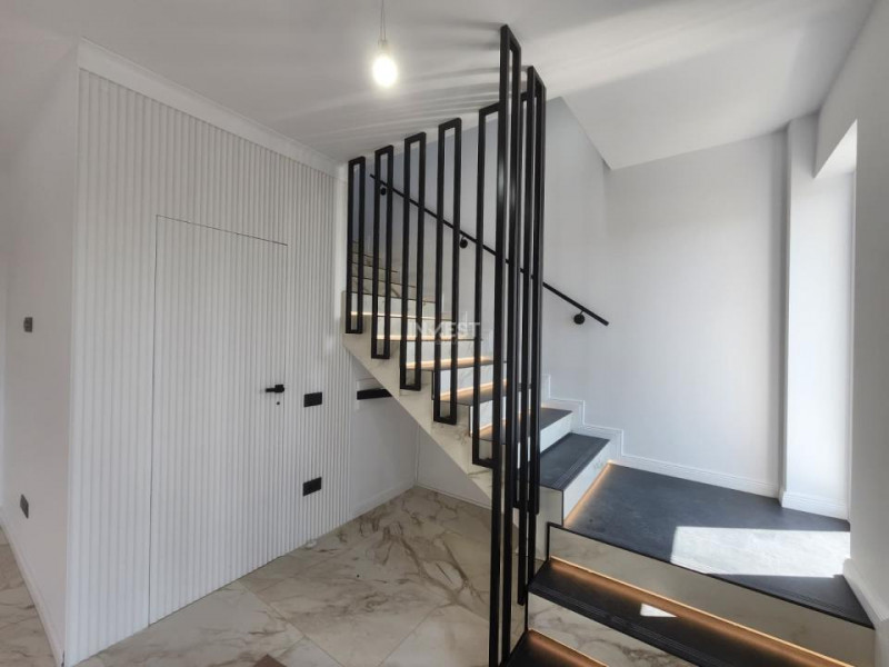 Casa cu 4 camere,2 bai, finalizata, MUTARE IMEDIATA, Valea Adanca