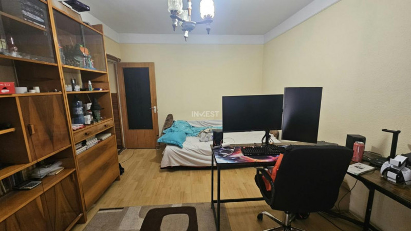 Centru - apartament 2 camere  60mp etaj2