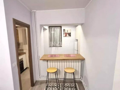 Garsonieră Renovată Complet - Nicolina 1 - Aproape de Centru