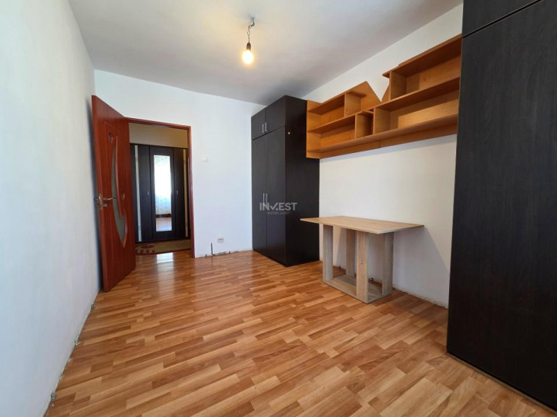 Vanzare 2 camere, etaj intermediar