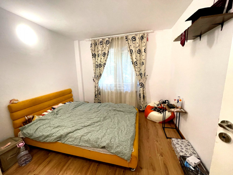 Apartament 2 camere, Etaj 1, zona Pacurari - Alpha Bank, Iasi